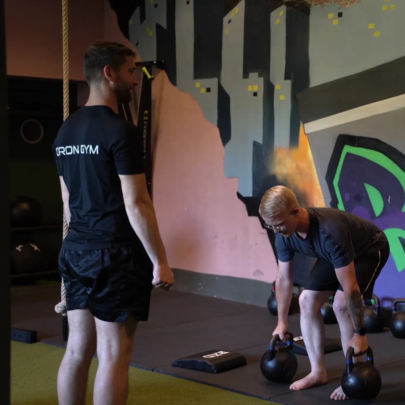 Athletik Personal Training auf der Trainingsfläche im Iron Gym Viersen